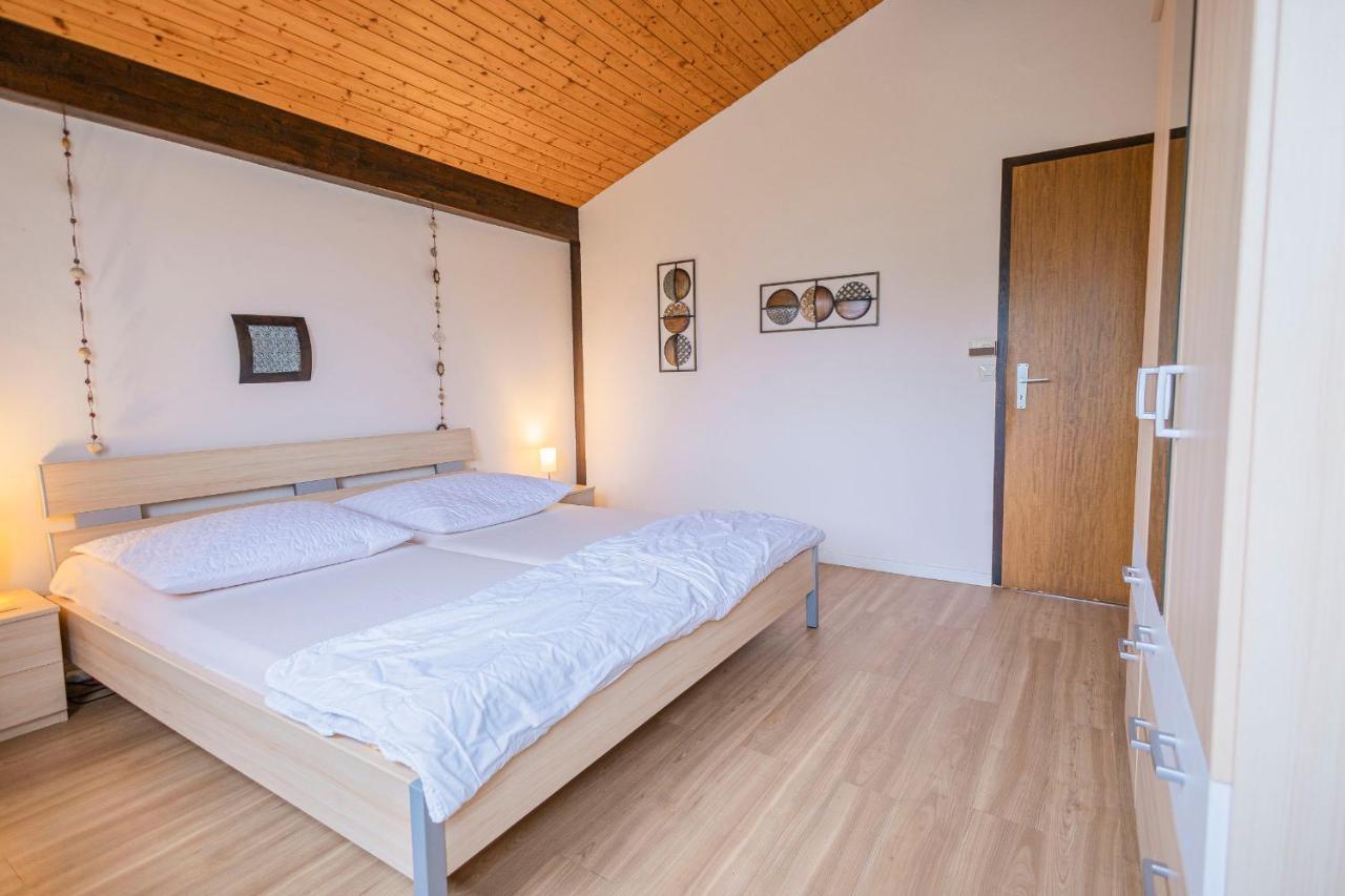Ferienwohnpark Immenstaad Am Bodensee Satteldachhaus Typ 9 Sd 57 Kültér fotó