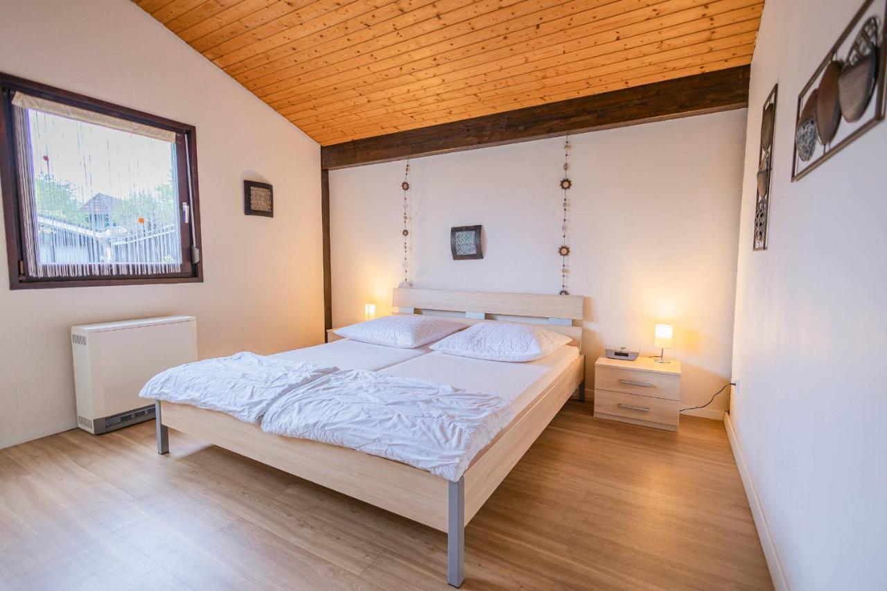 Ferienwohnpark Immenstaad Am Bodensee Satteldachhaus Typ 9 Sd 57 Kültér fotó